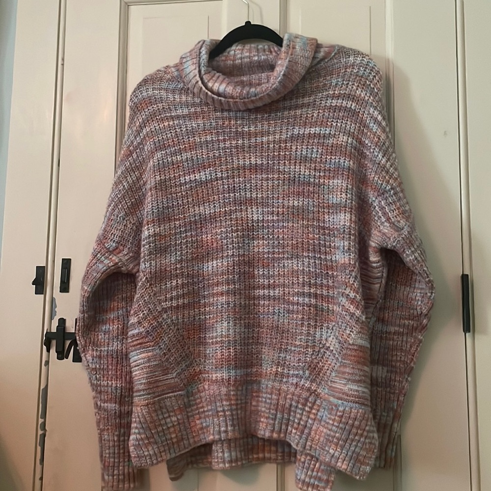 So colorful turtleneck